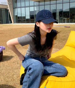 藏青色