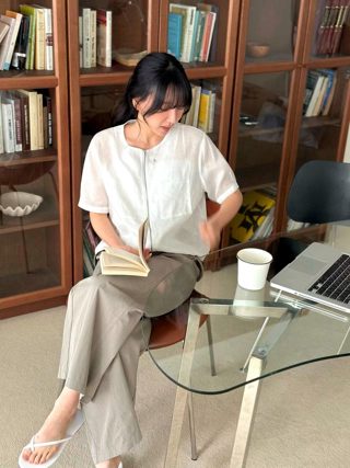 军绿色