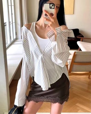 白色