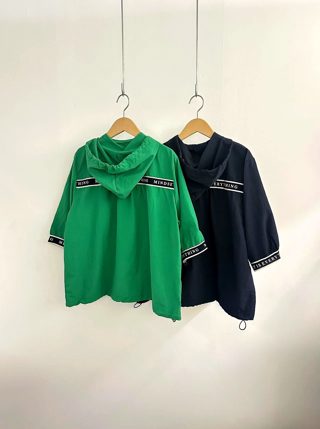 绿色