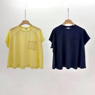 浅黄色