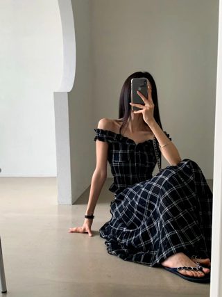 藏青色
