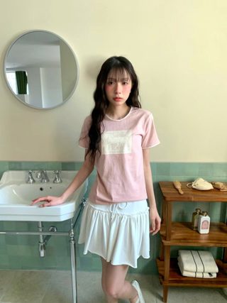 浅绿色