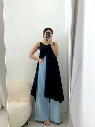 黑色