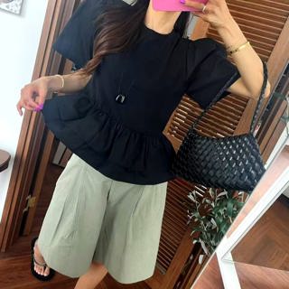 黑色