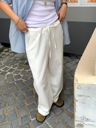 白色