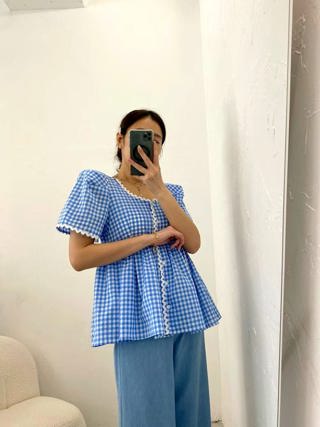 天蓝色