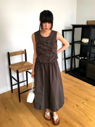 藏青色
