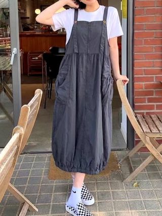 藏青色