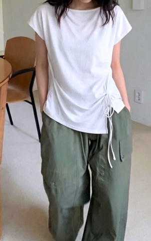 白色