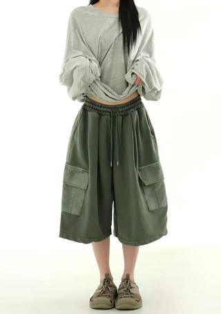 灰色