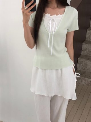 浅绿色