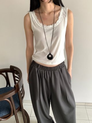 白色