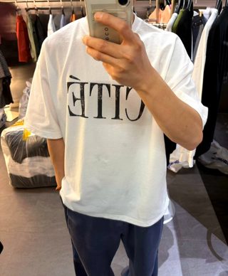 白色