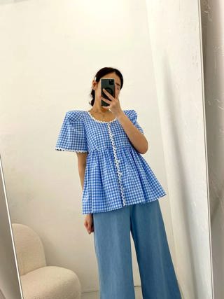 天蓝色