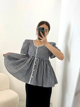 黑色