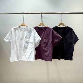 酒红色