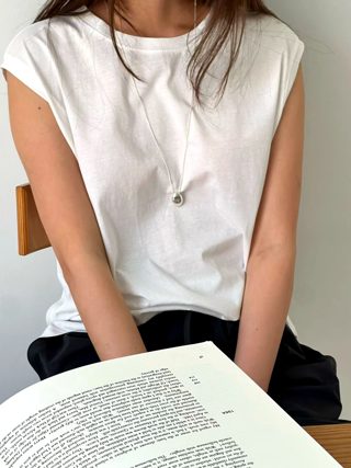白色
