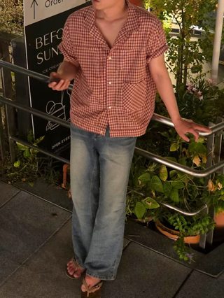 咖啡色