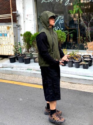 军绿色