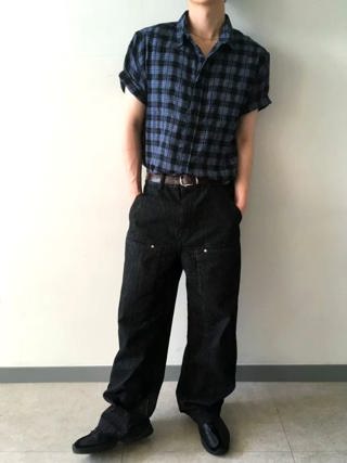 藏青色