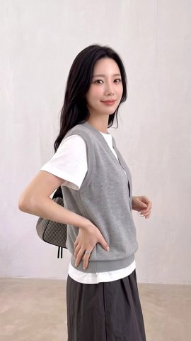 灰色