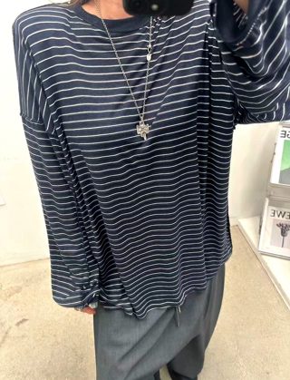 藏青色