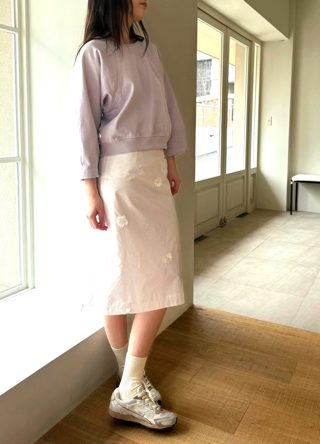 浅蓝色