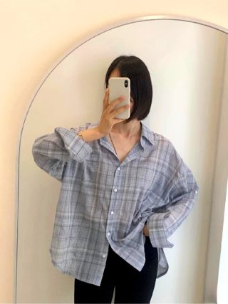 灰色