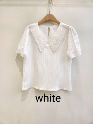 浅蓝色