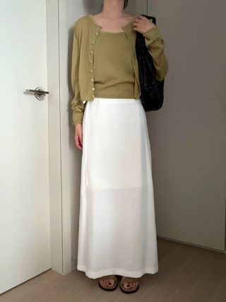 卡其色