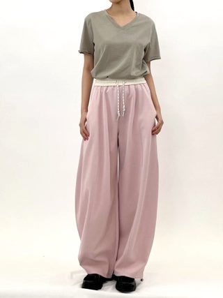 灰色