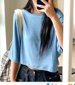 灰色
