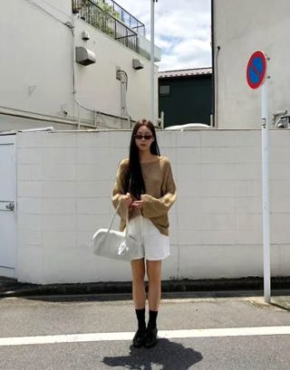 米色