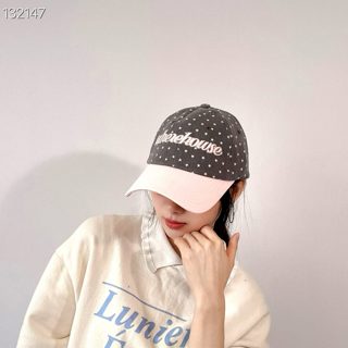 灰色