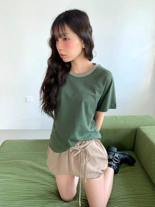 军绿色