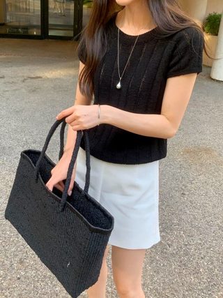 白色