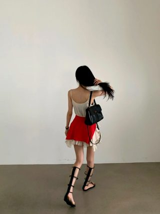 红色