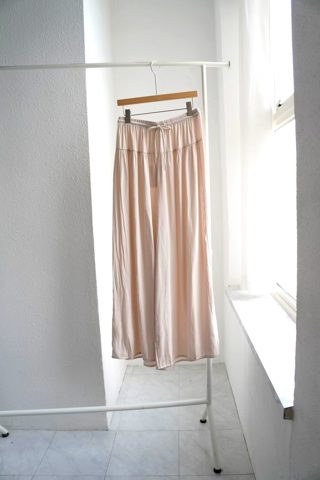 米色
