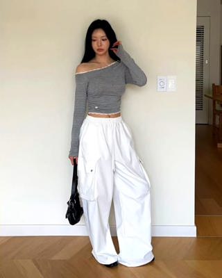 白色