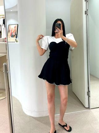 黑色