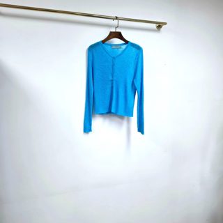 红色