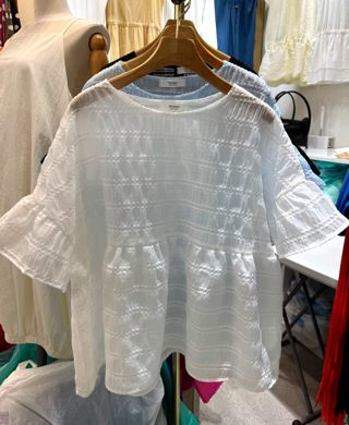 白色