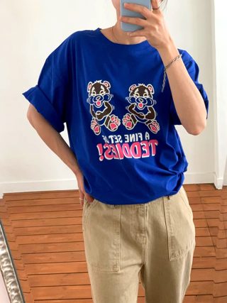 蓝色