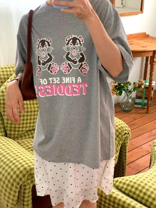 蓝色