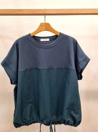藏青色