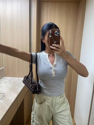 藏青色