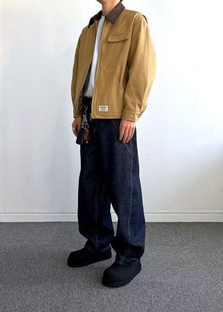 卡其色