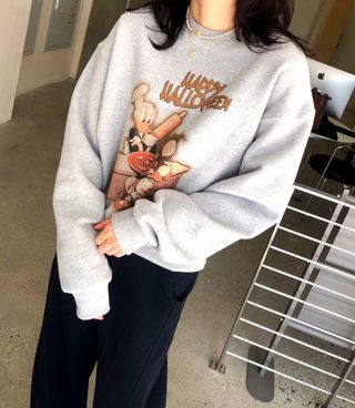 灰色