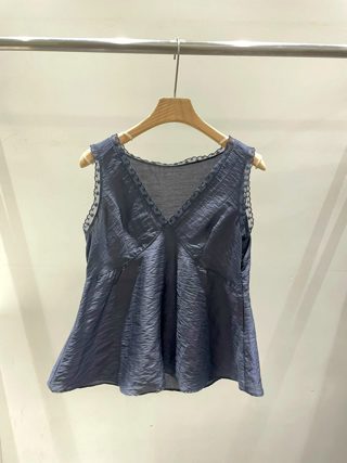 蓝色